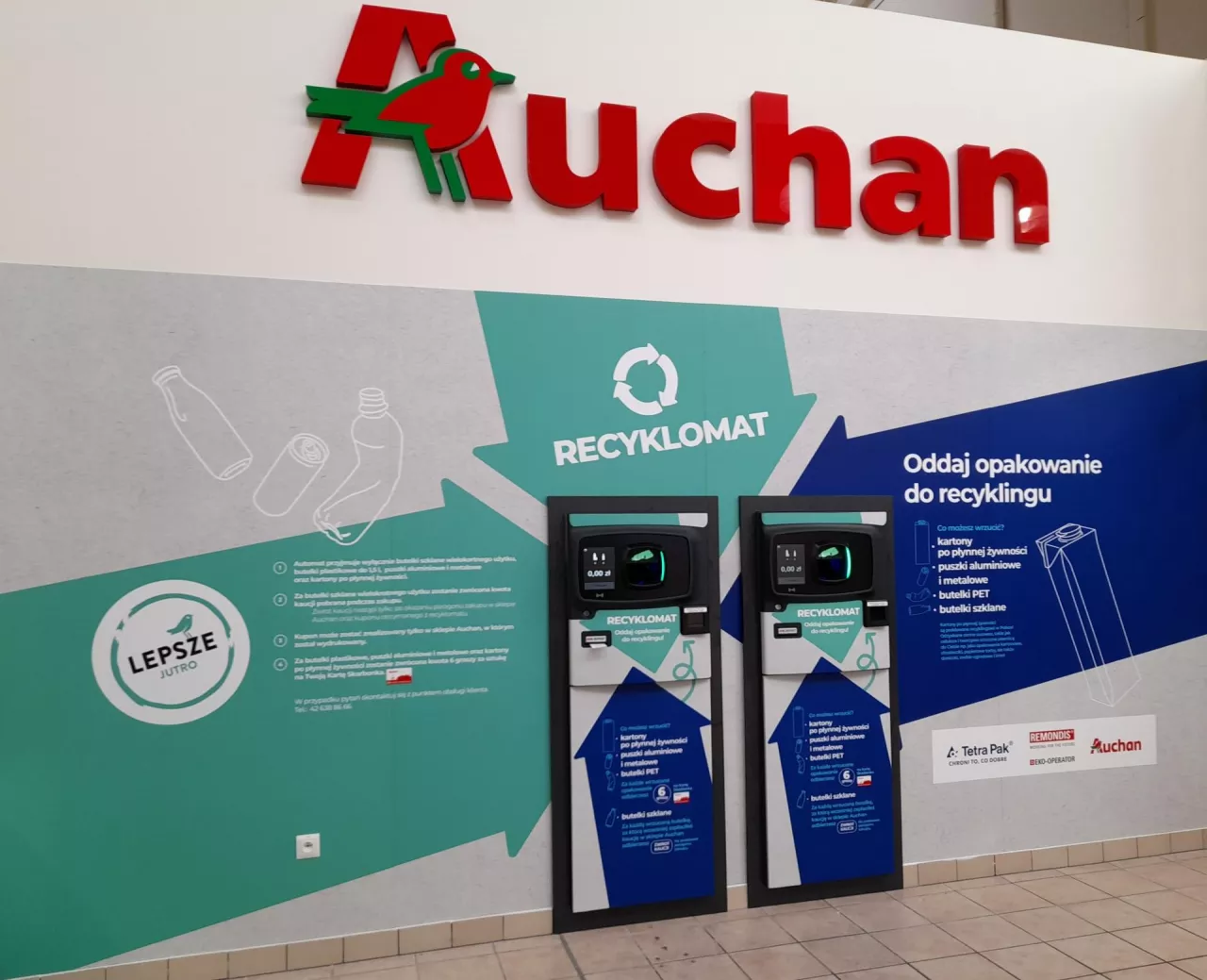 Recyklomat w Auchan w Łodzi