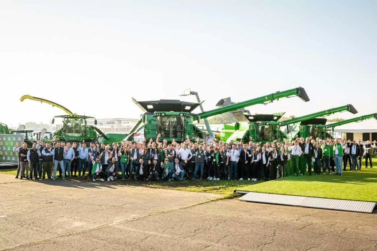 25 lat maszyn rolniczych John Deere na polskich polach