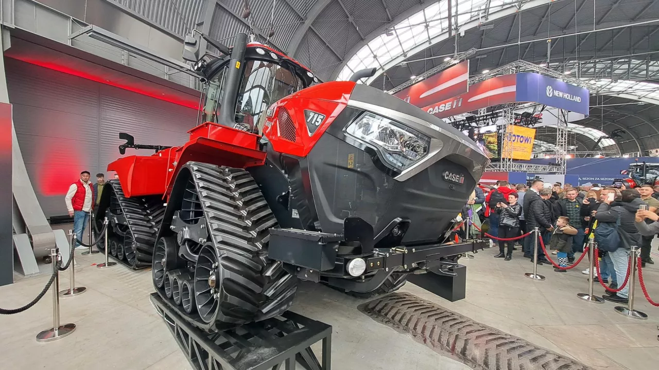 Gąsienicowy Case IH Quadtrac 715