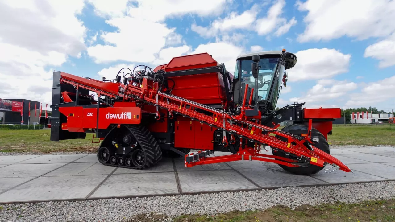 Dewulf wprowadza nową wersję kombajnu ZB2 do marchwi i pietruszki