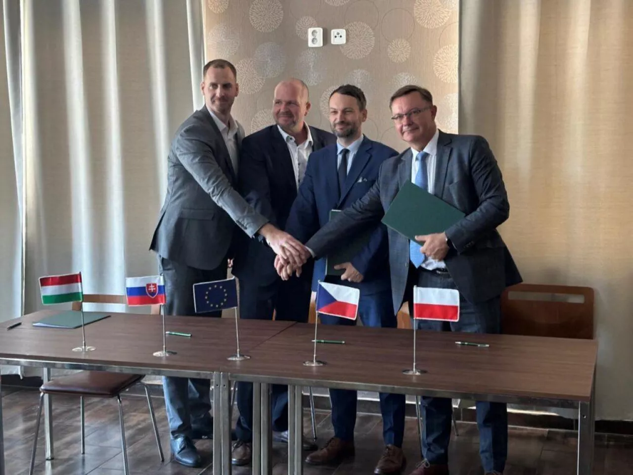 W spotkaniu wzięli udział przedstawiciele izb rolniczych z Polski, Czech, Słowacji i Węgier