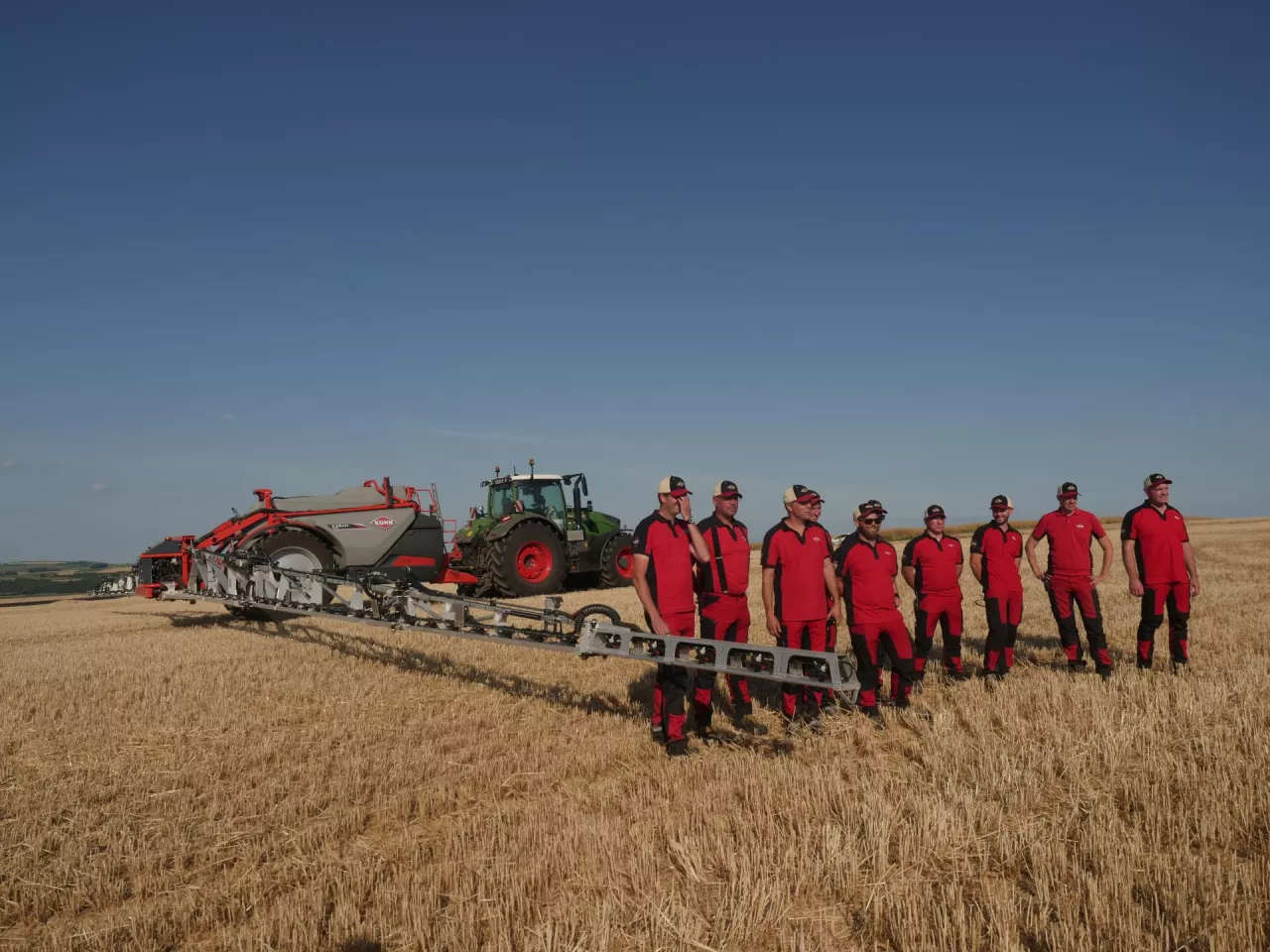 Nowy opryskiwacz Kuhn Karan robi wrażenie. Opryska aż 100 ha w godzinę