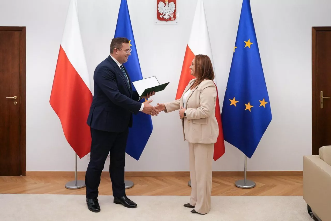 Magdalena Kiciak-Kucharska odbiera nominację na stanowisko w gabinecie ministra rolnictwa 