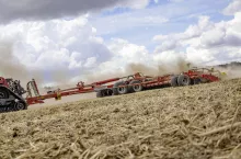 Kompaktowa brona talerzowa Pöttinger Terradisc HT 12000, 12 metrowa brona talerzowa