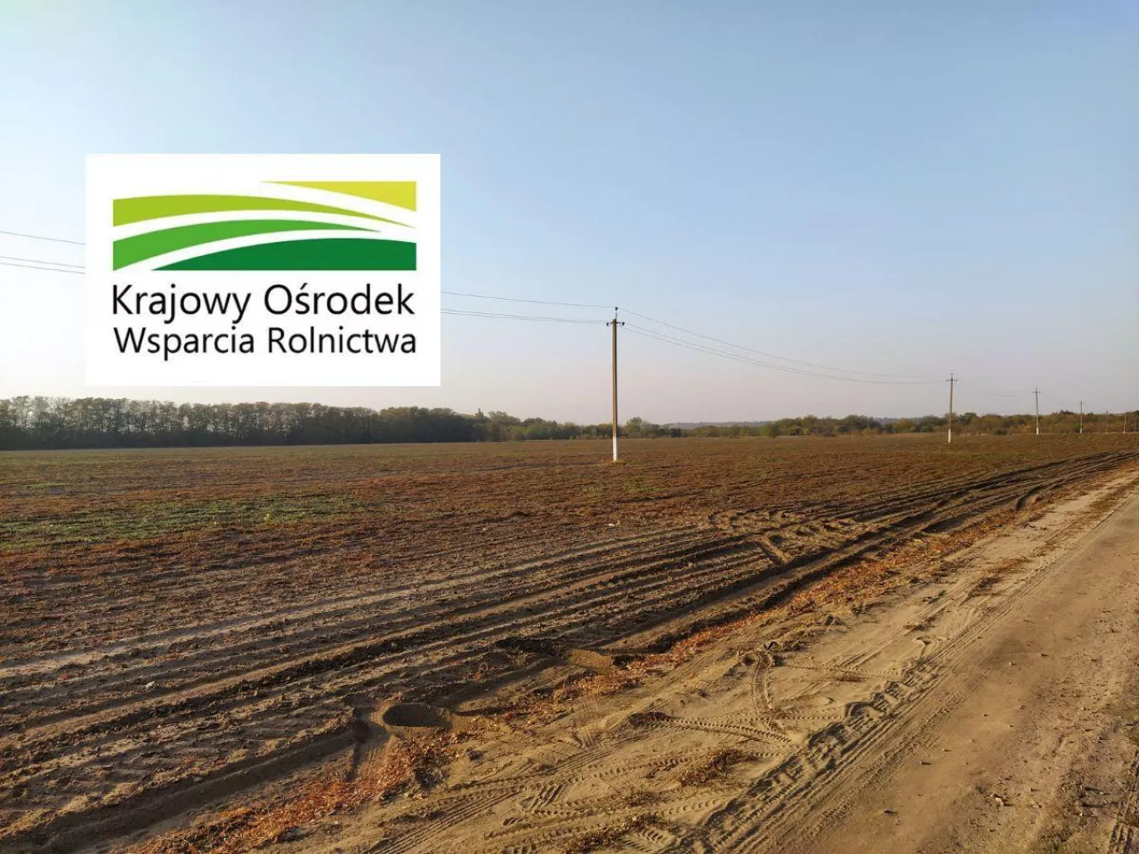 ziemia rolna, logo KOWR po lewej u górze