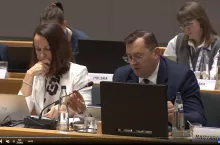 Minister rolnictwa Stefan Krajewski podczas posiedzenia Rady UE ds. Rolnictwa i Rybołówstwa (AGRIFISH), 23 lutego 2026 r. Polska delegacja zabrała głos m.in. w sprawie WPR po 2027 r., kontroli oraz nieuczciwych praktyk handlowych.