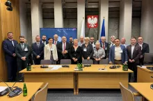 Parlamentarny Zespół ds. Ochrony i Rozwoju Polskiej Produkcji Rolnej omówił sytuację Grupy Azoty oraz narastające problemy z wysokimi cenami nawozów dla rolników.