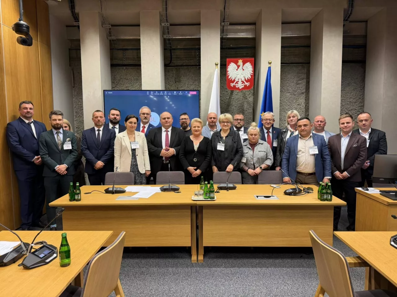 Parlamentarny Zespół ds. Ochrony i Rozwoju Polskiej Produkcji Rolnej omówił sytuację Grupy Azoty oraz narastające problemy z wysokimi cenami nawozów dla rolników.